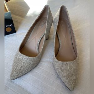 Alfani linen beige size 8 heels